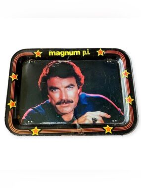 1982 Magnum P.I. Metal Folding Dinner Tray SUPER RARE Licensed TV Collectible